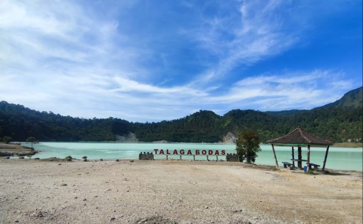 Kawah Talaga Bodas Garut