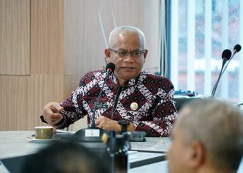 Sekda Kabupaten Garut, Nurdin Yana memimpin Rakor rencana pembangunan 3 juta rumah