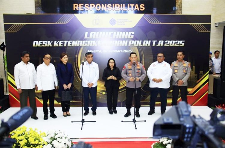 Kapolri Jenderal Polisi Drs. Listyo Sigit Prabowo meresmikan pembentukan Desk Ketenagakerjaan