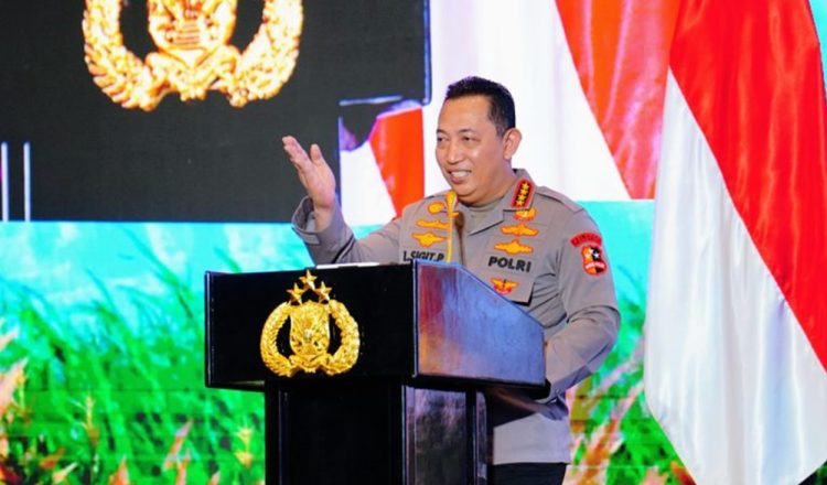 Kapolri Jenderal Listyo Sigit Prabowo memberikan arahan pada Rapim Polri di The Tribrata, Jakarta Selatan