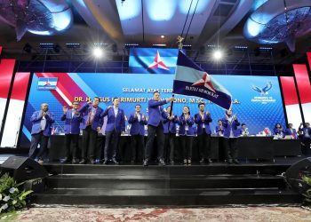 Agus Harimurti Yudhoyono (AHY) terpilih secara aklamasi sebagai Ketua Umum Partai Demokrat untuk periode 2025-2030