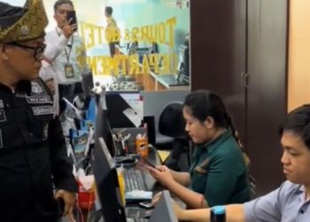 Wamen Noel Dicuekin di Perusahaan Travel di Pekanbaru
