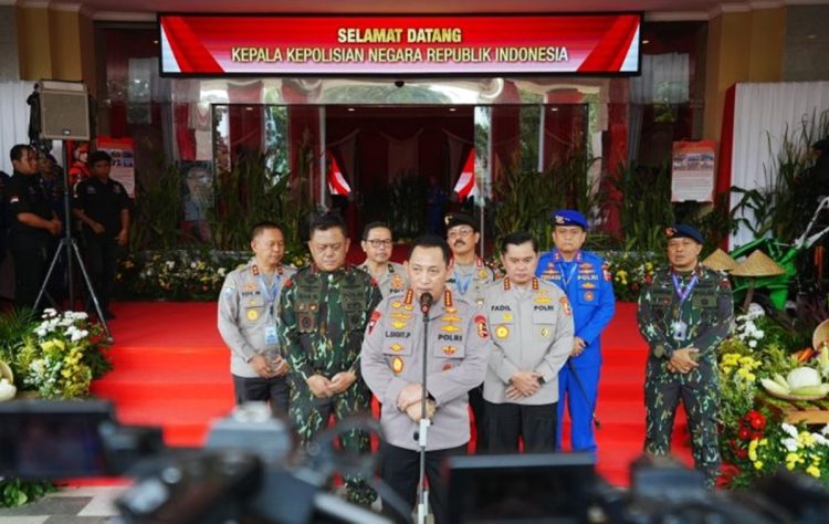 Kapolri Jenderal Listyo Sigit Prabowo menghadiri Rakernis Korbrimob dan Baharkam Polri di gedung STIK/PTIK, Jakarta, Kamis (15/5/2025)