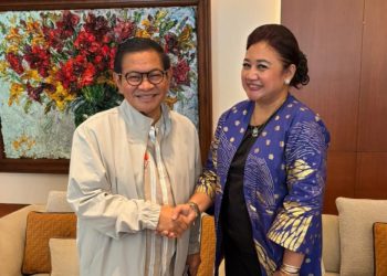 Ketua Umum GERAK Dhini M bersama Gubernur DKI Jakarta Pramono Anung