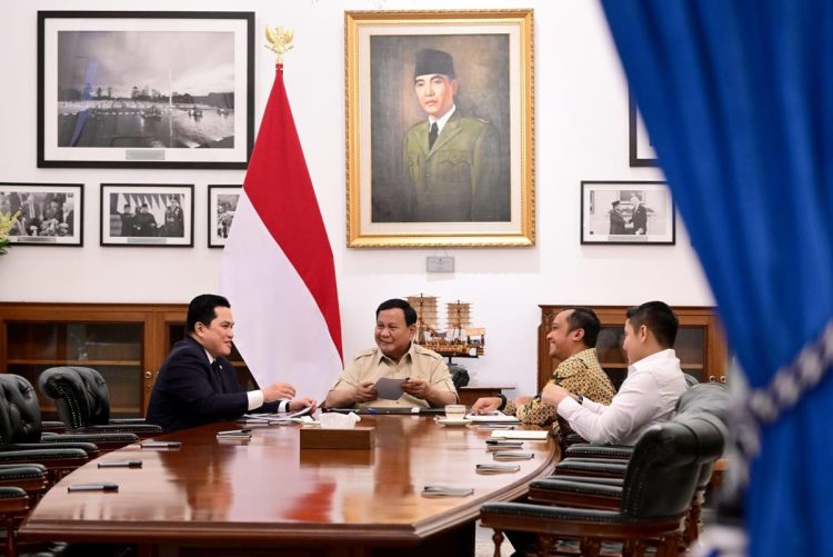 Presiden Prabowo Subianto memanggil Menteri Badan Usaha Milik Negara (BUMN) Erick Thohir ke Istana Merdeka, Jakarta, pada Rabu, 4 Juni 2025