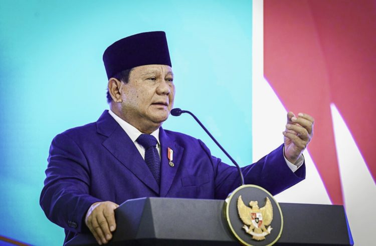 Presiden RI, Prabowo Subianto memberikan sambutan di acara acara Pengukuhan 1.451 Hakim Mahkamah Agung di Gedung Mahkamah Agung, Jakarta