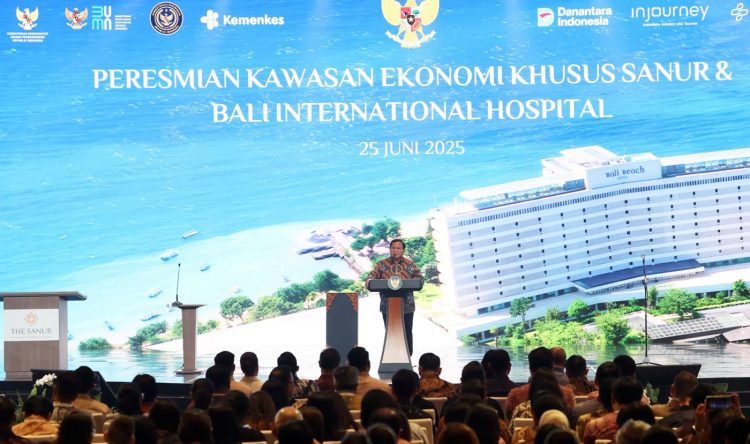 Presiden Prabowo Subianto menyampaikan sambutan saat peresmian Kawasan Ekonomi Khusus (KEK) Kesehatan Sanur dan Bali International Hospital (BIH) di KEK Kesehatan Sanur, Denpasar, Bali, Rabu (25/6/2025).
