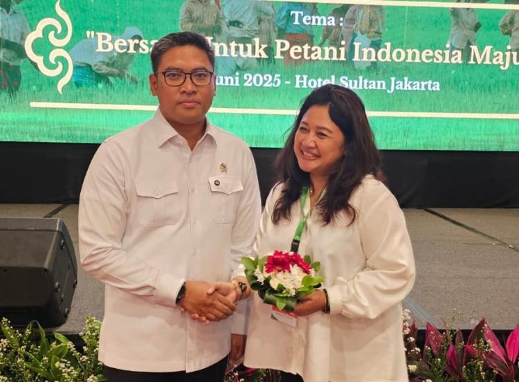 Wakil Menteri Pertanian (Wamentan) Sudaryono (kiri) dan Dhini M