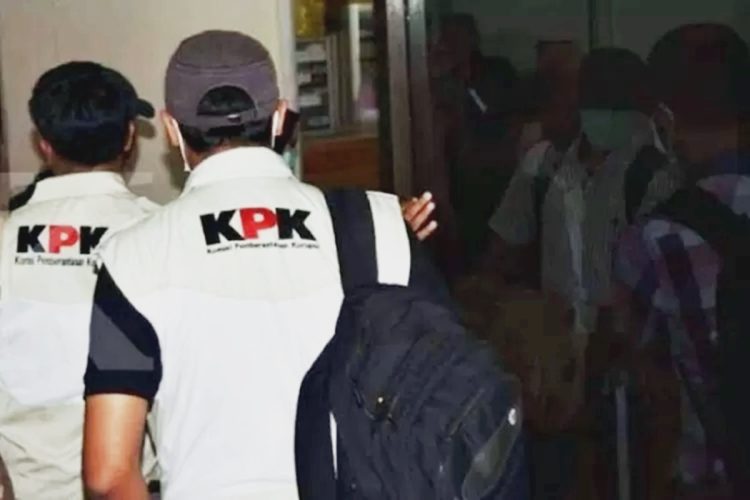 Penggeledahan Tim Penyidik KPK