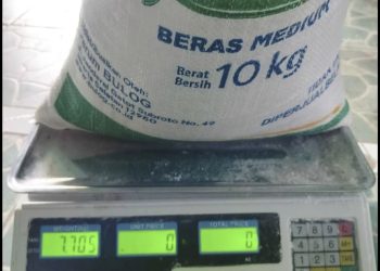 Bantuan Beras Bulog Kurang Timbangan/IST