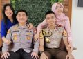 Inspektur Jenderal Polisi Dr. Barito Mulyo Ratmono, S.I.K., M.Si., bersama keluarga, termasuk Ipda Fathan Putra Rifito/Dok. Keluarga