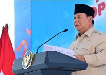 Presiden Prabowo Subianto menyampaikan sambutan pada peluncuran kelembagaan 80.081 Koperasi Desa/Kelurahan Merah Putih (KDMP/KKMP) di Koperasi Desa Merah Putih Bentangan, Desa Bentangan, Kecamatan Wonosari, Kabupaten Klaten, pada Senin, 21 Juli 2025/ Foto: BPMI Setpres/Rusman