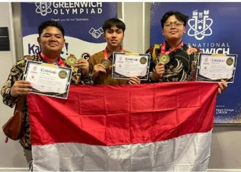 Inilah tiga pelajar Pribadi Bandung School yang mengharumkan nama Indonesia di kancah International Greenwich Olympiad (IGO) 2025  di London, Inggris