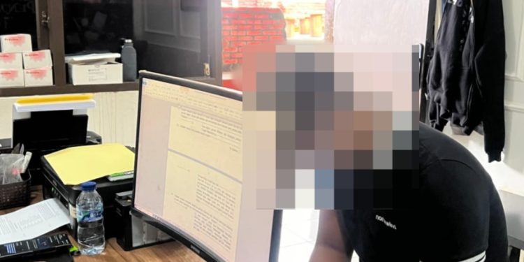 RY (21) warga Kecamatan Garut Kota pelaku peredaran narkoba via medsos