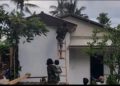 Pembanguna rumah layak huni oleh guru honorer dan tukang ojek