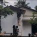 Pembanguna rumah layak huni oleh guru honorer dan tukang ojek