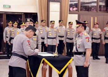 Pelantikan Wakapolri Komjen Pol Dedi Prasetyo di Markas Besar Polri, Kebayoran Baru, Jakarta Selatan, Sabtu (16/8/2025).