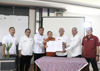 Sekdar Garut Nurdin Yana di Rapat Pleno Penetapan Siswa Sekolah Rakyat yang berlangsung di Aula Dinas Sosial, Kecamatan Tarogong Kidul, Kabupaten Garut, Diskominfo