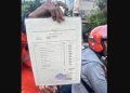 Nilai ijazah SMP Ahmad Sahroni kini ramai berseliweran di jagat maya usai rumahnya habis dijarah massa/Screenshot video warga