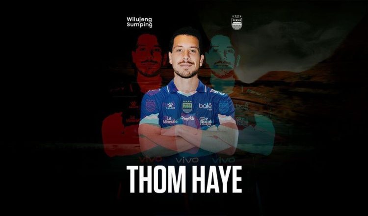 Persib Bandung resmi memperkenakan Thom Haye sebagai pemain barunya/Persib