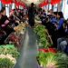 Gerbong kereta petani di Tiongkok/Think China
