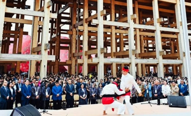 Presiden Republik Indonesia Prabowo Subianto mengunjungi Paviliun Indonesia di Expo 2025 Osaka, Jepang, pada Sabtu (20/9/2025).