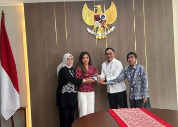 BPMI Setpres mengembalikan ID liputan Istana milik reporter CNN Indonesia TV, Diana Valencia.