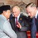 Presiden Republik Indonesia, Prabowo Subianto, mengadakan pertemuan khusus dengan Presiden Federasi Rusia, Vladimir Putin, di sela kunjungan kerjanya menghadiri perayaan 80 Tahun Kemenangan Perang Perlawanan Rakyat Tiongkok di Beijing, Republik Rakyat Tiongkok, pada Rabu, 3 September 2025. (Foto: Istimewa)

Read more: https://setkab.go.id/lawatan-singkat-di-beijing-presiden-prabowo-gelar-pertemuan-khusus-dengan-presiden-rusia-vladimir-putin/