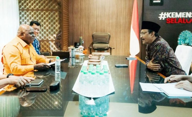 Menteri HAM Bertemu bertemu Menteri Sosial, Saifullah Yusuf (Gus Ipul), di kantor Kemensos, Jakarta, Kamis (4/9/2025).
