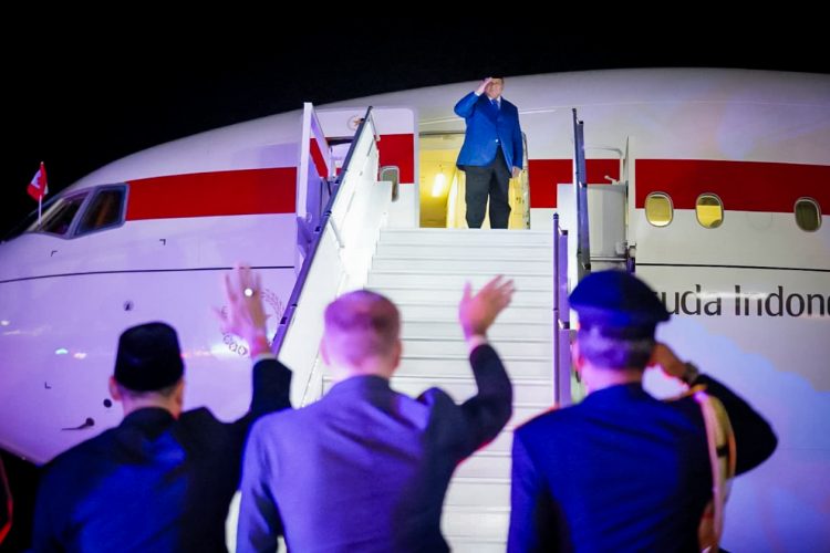 Presiden Republik Indonesia, Prabowo Subianto bertolak menuju Amsterdam, Belanda, pada Rabu, 24 September 2025. (Foto: BPMI Setpres)