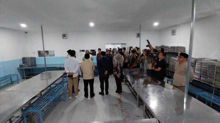 Cucun Ingatkan SPPG Garut: Jangan Sentuh Anggaran Rp 10 Ribu untuk MBG/Kabariku