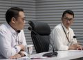 Pelaksana Tugas Deputi Penindakan dan Eksekusi Komisi Pemberantasan Korupsi Asep Guntur Rahayu (kiri) memberikan keterangan di Gedung Merah Putih KPK, Jakarta/KPK