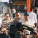 Presiden Prabowo Subianto usai menjenguk masyarakat dan Polisi korban aksi demonstrasi yang tengah menjalani perawatan di Rumah Sakit Bhayangkara Tingkat 1 R. Said Sukanto Kramat Jati, Jakarta Timur, pada Senin, 1 September 2025.