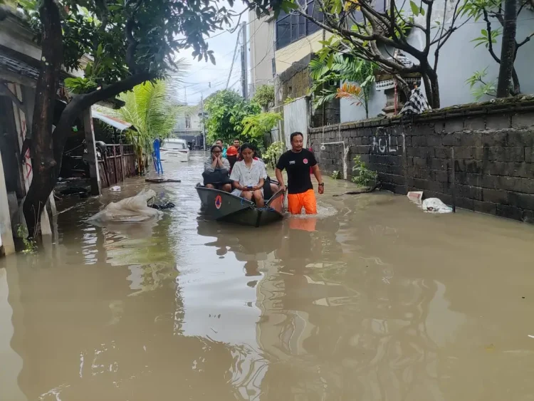 Kondisi banjir di wilayah Kota Denpasar, Provinsi Bali, Selasa (9/9). (BPBD Provinsi Bali)