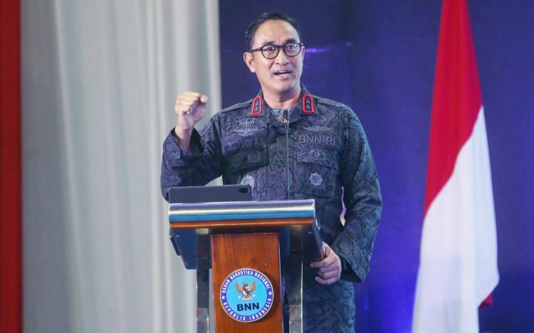 Kepala BNN RI, Komjen Pol. Suyudi Ario Seto dalam kegiatan Commander Wish di GOR Balai Besar Rehabilitasi BNN, Lido, Jawa Barat, Kamis (11/9/2025)
