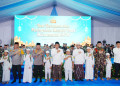 Kapolri Jenderal Listyo Sigit Prabowo bersama tokoh agama dan masyarakat saat doa bersama peringatan Maulid Nabi Muhammad SAW di Lapangan Presisi Polda Metro Jaya/Polri