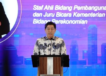 Staf Ahli Bidang Pembangunan Daerah Kemenko Perekonomian Haryo Limanseto saat mewakili Menteri Koordinator Bidang Perekonomian Airlangga Hartarto dalam acara TOP GRC Awards 2025 di Jakarta/ekon