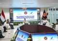 Menhan RI Sjafrie Sjamsoeddin memimpin Rakornis kedua antara Kemhan, Kemenkes, dan BPOM di RSPPN Panglima Besar Soedirman, Jakarta (7/10/2025). Pertemuan tersebut membahas penguatan layanan kesehatan bagi prajurit dan masyarakat serta percepatan sertifikasi industri farmasi pertahanan/kemhan