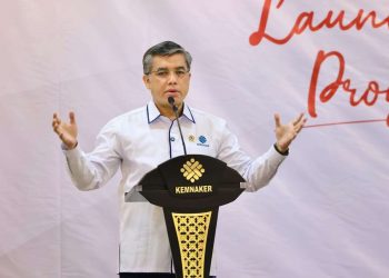 Menteri Ketenagakerjaan, Yassierli mengimbau para calon peserta program pemagangan agar tidak tergesa-gesa dalam mendaftar ke perusahaan (Foto: Humas Kemnaker)