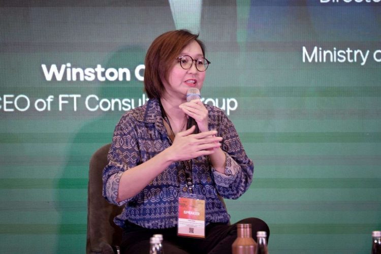 Wakil Menteri Ekonomi Kreatif, Irene Umar, menjadi salah satu narasumber dalam gelar wicara Strategies for the Protection and Settlement of Trademark and Patent Disputes in the Global Era: National and International Perspectives pada Indonesia Retail Summit & Expo 2025, Jakarta, Rabu (27/8/2025)(Foto: Biro Komunikasi Kemenekraf/Bekraf)