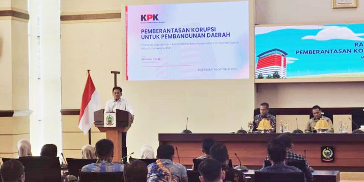 Wakil Ketua KPK, Johanis Tanak, saat menghadiri Rapat Koordinasi Pencegahan Korupsi bersama DPRD Provinsi Sulawesi Selatan dan Pemerintah Provinsi Sulsel di Kantor Gubernur Sulsel