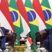 Presiden Republik Indonesia Prabowo Subianto melakukan pertemuan tête-à-tête dengan Presiden Republik Federasi Brasil Luiz Inácio Lula da Silva di ruang kerja Presiden Prabowo, Istana Merdeka, Jakarta