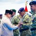 Presiden Prabowo Subianto menghadiri acara Presidential Inspection di Kapal Perang Republik Indonesia (KRI) dr. Radjiman Wedyodiningrat (RJW-992) di Markas Komando Lintas Laut Militer (Kolinlamil), Tanjung Priok, Jakarta Utara, pada Kamis, 2 Oktober 2025. (Foto: BPMI Setpres)