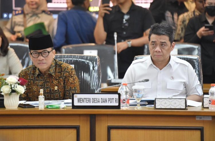 Mendes PDT Yandri Susanto Siap Perjuangkan Dua Desa di Bogor yang Terancam Dilelang/Kemendes