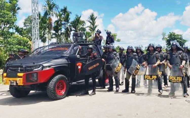 pengamanan Polisi dan Pl PP di Papua