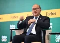 CEO Badan Pengelola Investasi (BPI) Danantara Rosan Roeslani berbicara dalam acara Forbes CEO Global Conference di Jakarta, Selasa (14/10/2025). (Forbes CEO Global)