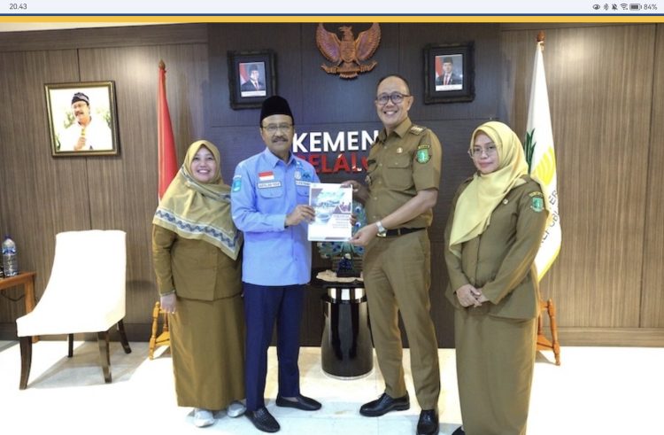Menteri Sosial Saifullah Yusuf (Gus Ipul) mengajak kepala daerah mempercepat pemutakhiran Data Tunggal Sosial Ekonomi Nasional (DTSEN)/Kemensos