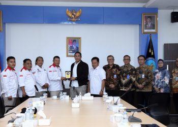 Kepala BNN RI Komjen Pol. Suyudi Ario Seto menerima audiensi APDESI Merah Putih di Gedung BNN, Cawang, Jakarta Timur, Selasa (21/10/2025)