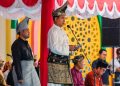 Menteri Koordinator Bidang Hukum, HAM, Imigrasi, dan Pemasyarakatan Yusril Ihza Mahendra memimpin upacara peringatan Hari Sumpah Pemuda ke-97 Tingkat Provinsi Kepulauan Riau, di Kabupaten Lingga, Selasa (28/10/2025). (Foto: Kemenko Kumham Imipas RI)