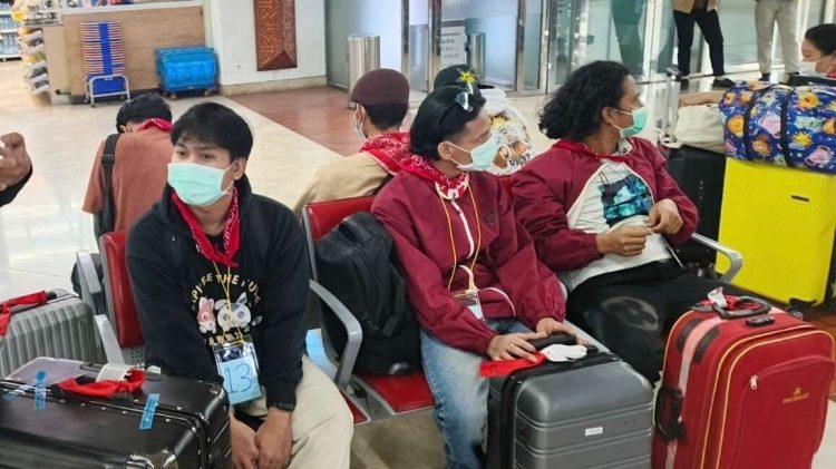 Direktorat Pelindungan WNI Kemlu RI dengan KBRI Yangon dan KBRI Bangkok, berhasil memulangkan 26 WNI dari perbatasan Thailand-Myanmar (Foto: Kemlu RI)